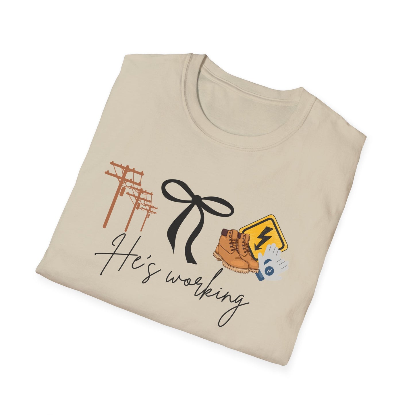 Lineman His Working Softstyle T-Shirt, Casual Tee, Motivational Shirt, Gifts for Her, Everyday Wear, Birthday Present