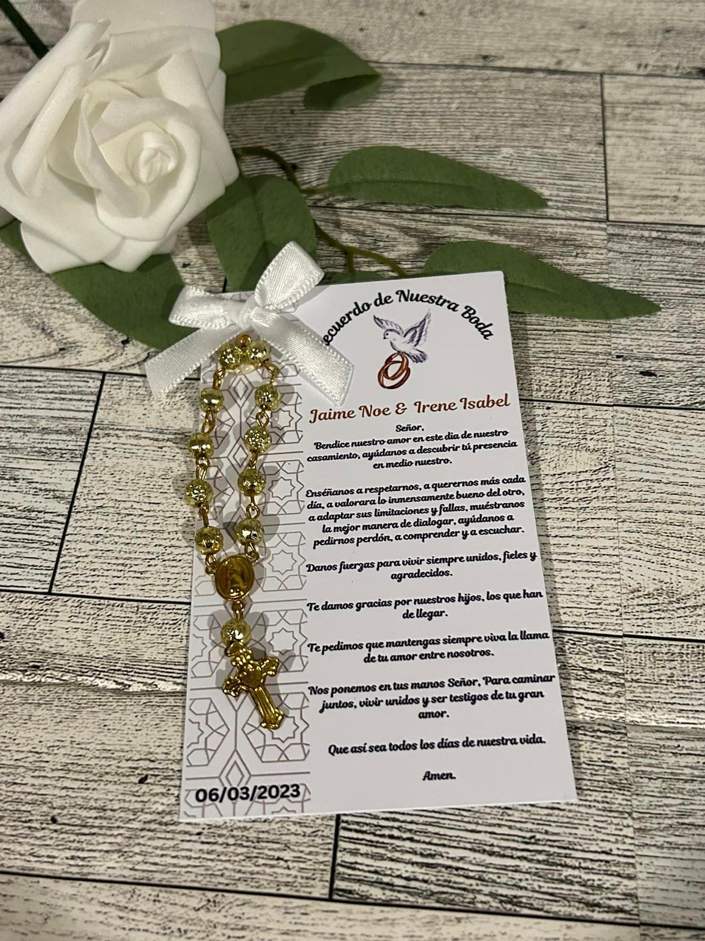 Personalized Wedding Favor-Dove with rings